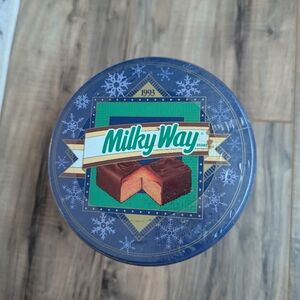 Milky Way Vintage Collectible Tin 1993.